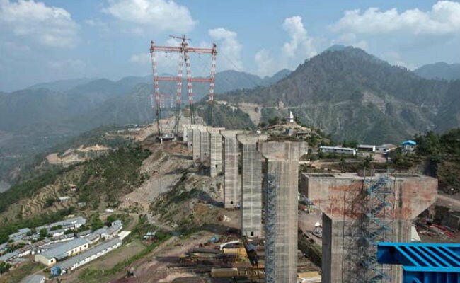 Kashmir Rail Link to be Completed by 2020. Will Have World's Highest Railway Bridge Kashmir Rail Link to be Completed by 2020. Will Have World's Highest Railway Bridge