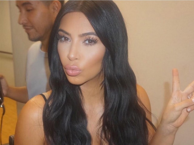 Kim Kardashian Instagrammed No Make-Up Pic. She Nailed It