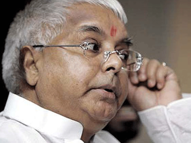 Look Who's Talking, Lalu Prasad Sneers After Baba Ramdev's Beef Barb