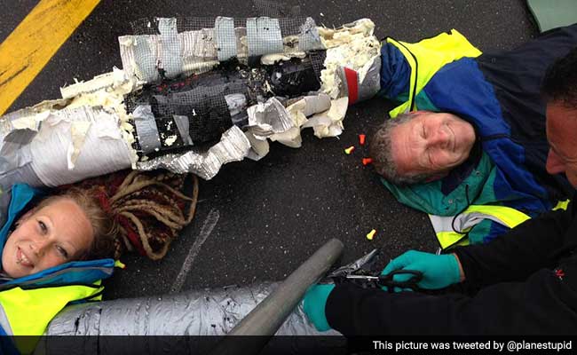 Heathrow Cancels Flights After Protesters Get on Runway