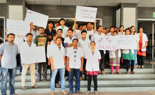 Over 4,000 Resident Doctors on Strike, Maharashtra Minister Calls Meeting