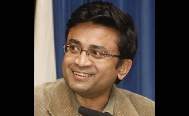 Opinion: 'Suit-boot' or 'Jhola'? That Debate's a Trap