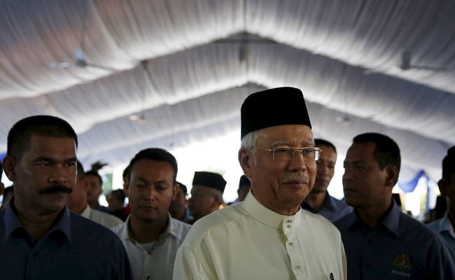 Malaysian Authorities Freeze 6 Bank Accounts Linked to Prime Minister Graft Scandal