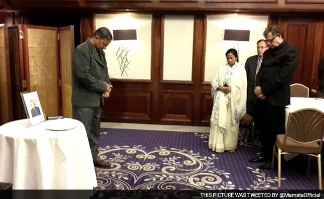 West Bengal Chief Minister Mamata Banerjee Invites British PM David Cameron to Kolkata West Bengal Chief Minister Mamata Banerjee Invites British PM David Cameron to Kolkata