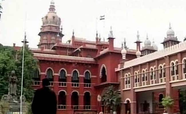 Dues to Government Should be Mentioned in Encumbrance Certificate: High Court