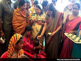 Union Minister Maneka Gandhi Launches 'One Stop Centre' for Women in Chhattisgarh Union Minister Maneka Gandhi Launches 'One Stop Centre' for Women in Chhattisgarh