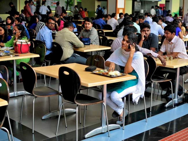 मोबाइल नंबर पोर्टेबिलिटी आज से लागू, ऐसे ले सकते हैं यह सुविधा