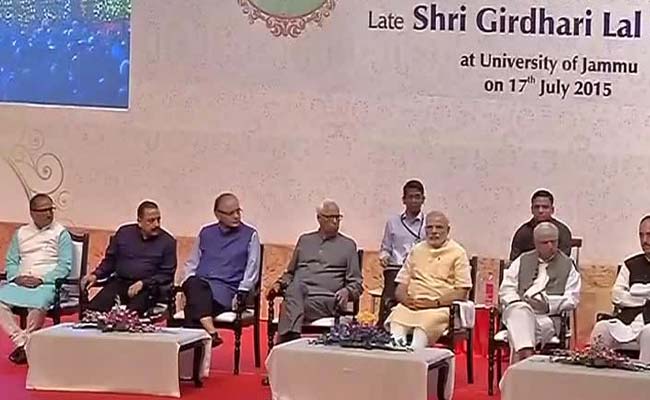 PM Narendra Modi Visits Jammu Amid Border Hostilities