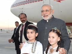 Prime Minister Narendra Modi Arrives in Turkmen Capital