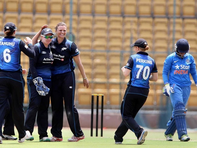 न्यूजीलैंड ने पहले टी-20 मैच में भारतीय महिला टीम को हराया