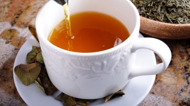 Drinking Oolong Tea May Help Combat Breast Cancer: Study