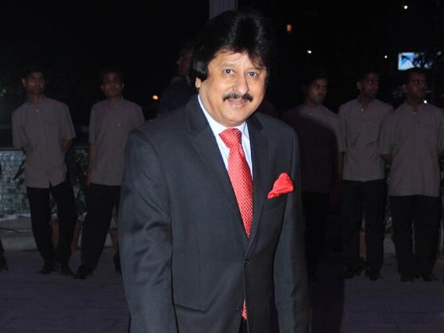 संगीत प्रेमियों के लिए बुरी खबर! ग़ज़ल गायक पंकज उधास का लंबी बीमारी के बाद हुआ निधन