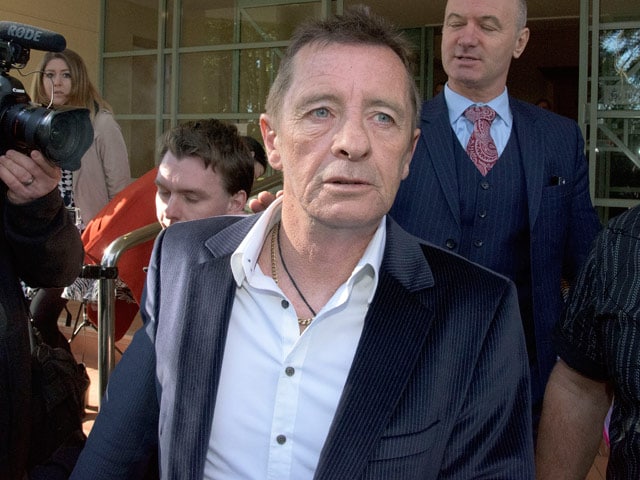 AC/DC Drummer Phil Rudd Escapes Over Drugs, Kill Threat