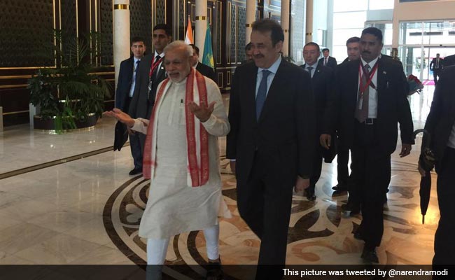 Prime Minister Narendra Modi Arrives in Astana