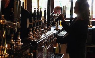 Is the Age of the Quick Pint and Boozy Drinking Over?