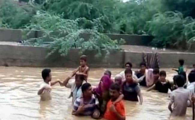 दक्षिण राजस्थान में बाढ़ जैसे हालात, बचाव अभियान में जुटी सेना