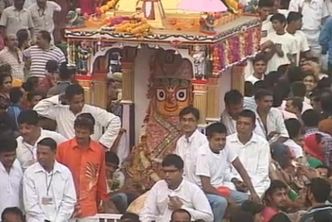 अहमदाबाद में मने रथयात्रा और ईद साथ-साथ अहमदाबाद में मने रथयात्रा और ईद साथ-साथ