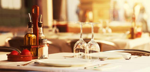 Delhi Eateries will Have to Get Food Safety Licence Within a Month: Government