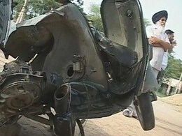 पंजाब में सड़क हादसा, फिर निशाने पर बादल परिवार पंजाब में सड़क हादसा, फिर निशाने पर बादल परिवार