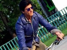 Shah Rukh Khan Makes a <i>Dilwale</i> Confession on Twitter