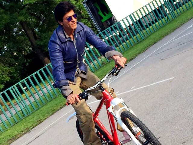 Shah Rukh Khan Makes a Dilwale Confession on Twitter
