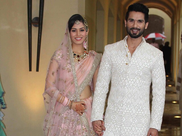 'Hitched': Shahid Kapoor Tweets a Selfie With New Bride Mira