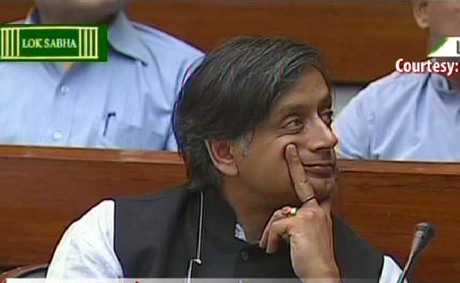Shashi Tharoor, Failed by Sonia Gandhi, Gets A From Prime Minister