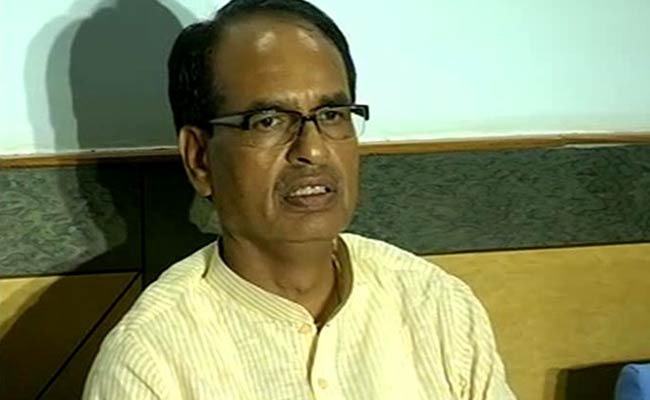 Vyapam Scam: Shivraj Chouhan Meets BJP Chief Amit Shah 2 Days Before Monsoon Session