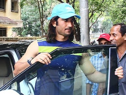 Sushant Singh Rajput Denies Signing Hindi Remake of <i>The Fault in Our Stars</i> Sushant Singh Rajput Denies Signing Hindi Remake of <i>The Fault in Our Stars</i>