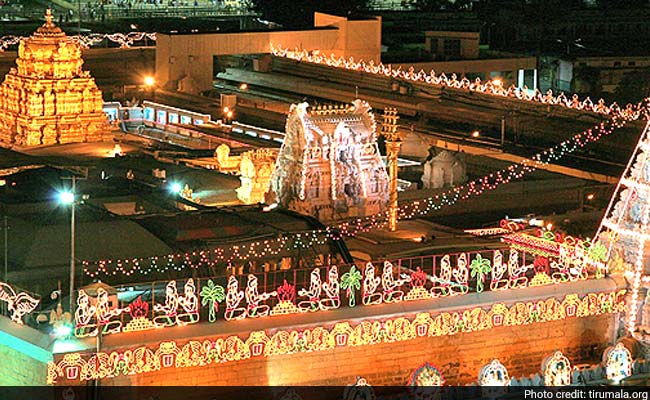 Navaratri Brahmotsavam Concludes At Lord Balaji Shrine, 1 Lakh Take Dip