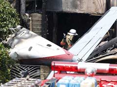टोक्यो में रिहायशी इलाके में दुर्घटनाग्रस्त होकर गिरा छोटा विमान