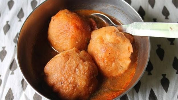 Rasam vadai