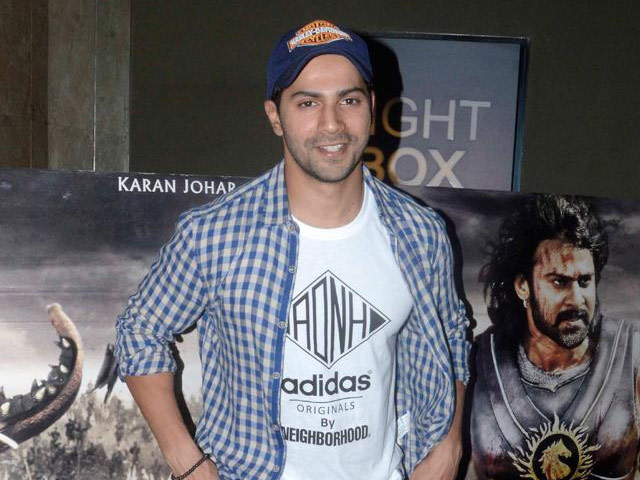 <i>Baahubali</i> Director Rajamouli is One of India's Best, Says Varun Dhawan