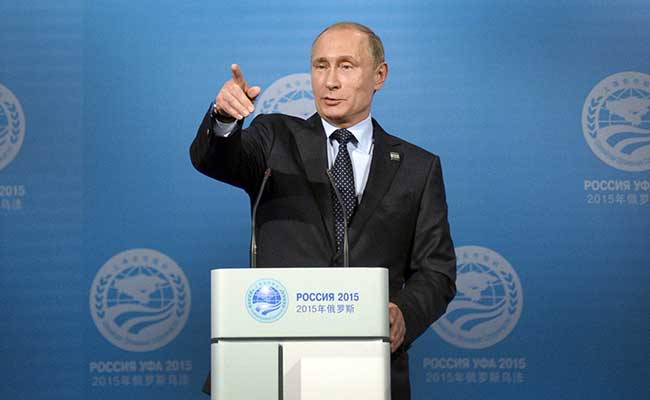 Russian President Vladimir Putin Slams US Over Refugee Crisis in Europe