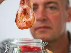 Meat and Potatoes: What Happened When we Flavoured Vodka with Bacon Meat and Potatoes: What Happened When we Flavoured Vodka with Bacon