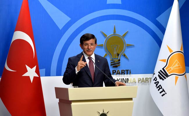 Turkey Wants to 'Calm Tensions' With Russia: PM