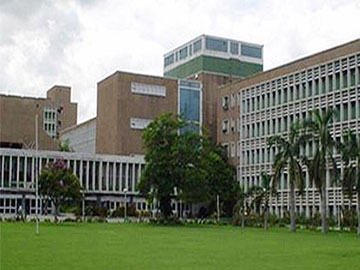 एम्‍स के हॉस्‍टल में पंखे से लटकी मिली MBBS छात्रा की लाश