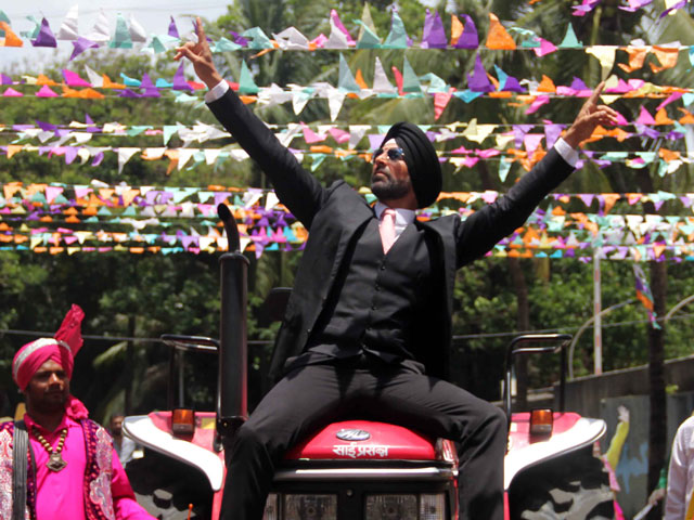 Akshay Kumar: Movie About a <i>Sardaar</i> Doesn't Have to Be Directed by Punjabi