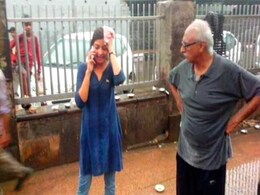 आप विधायक अलका लांबा पथराव में घायल, नशा मुक्ति अभियान के दौरान हुआ हमला आप विधायक अलका लांबा पथराव में घायल, नशा मुक्ति अभियान के दौरान हुआ हमला