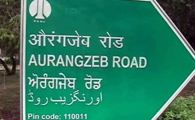 High Court Seeks Centre's Reply on PIL Against Renaming Aurangzeb Road