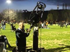 Australians Set World Record for Stargazing