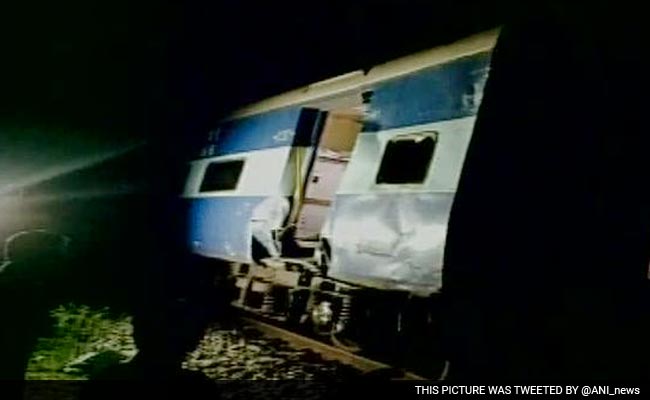 Lorry Collides With Bangalore-Nanded Express, Congress Lawmaker Among 5 Dead