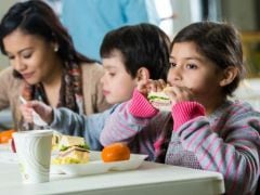 Eating Right: What You Say & What Your Child Thinks Eating Right: What You Say & What Your Child Thinks