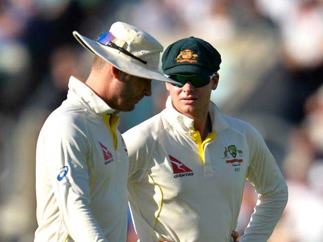 एशेज 2015 : ओवल टेस्ट में ऑस्ट्रेलिया ने इंग्लैंड को दिया फॉलोऑन