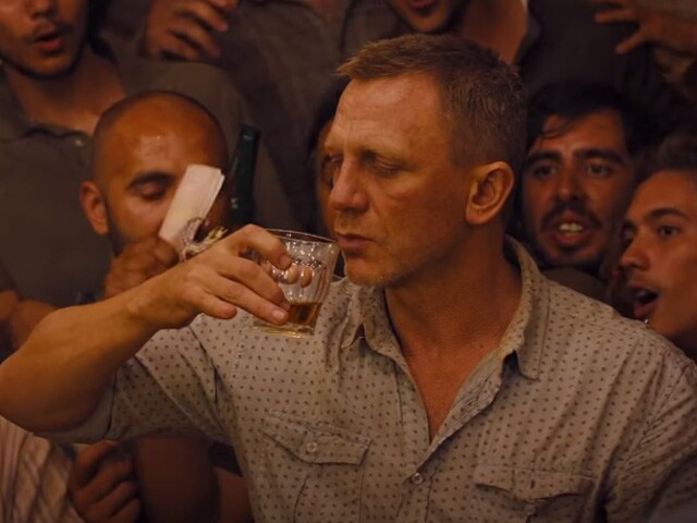 No Martinis in a Pub For Daniel Craig, Shaken or Stirred