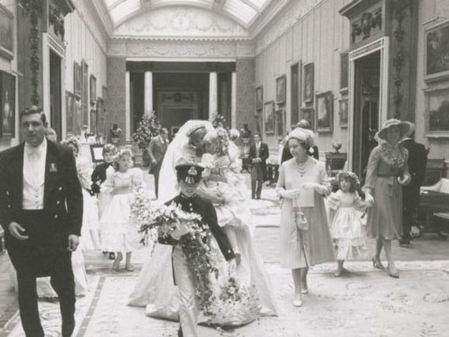 Rare Photos From Diana and Charles' Wedding up For Auction