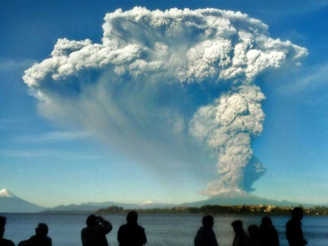 इक्वाडोर के ज्वालामुखी में 20 साल बाद मिले पर्वतारोहियों के शव