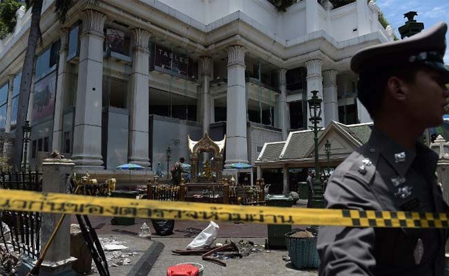 Bangkok Bomb Shrine Re-Opens as Police Hunt Suspect