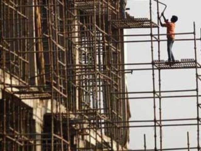 नोएडा सेक्टर-107 के 644 फ्लैटों का मामला अधर में, SC से बिल्डरों को राहत नहीं