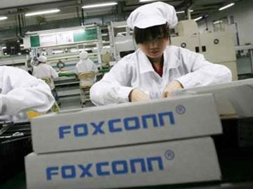 'आईफोन' और 'शियोमी' बनाने वाली 'फॉक्सकॉन' के भारत आने से चीन में चिंता